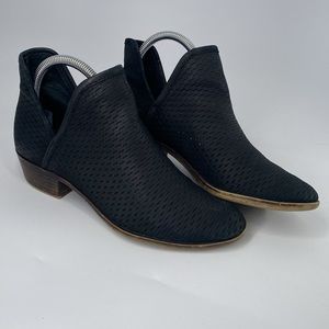 Lucky Brand Women's Baley Perforated Chop Out Booties Black‎